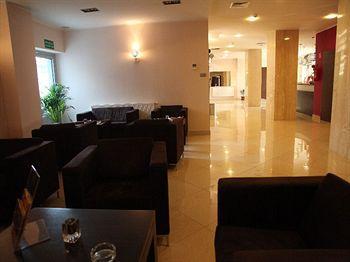 Hotel M